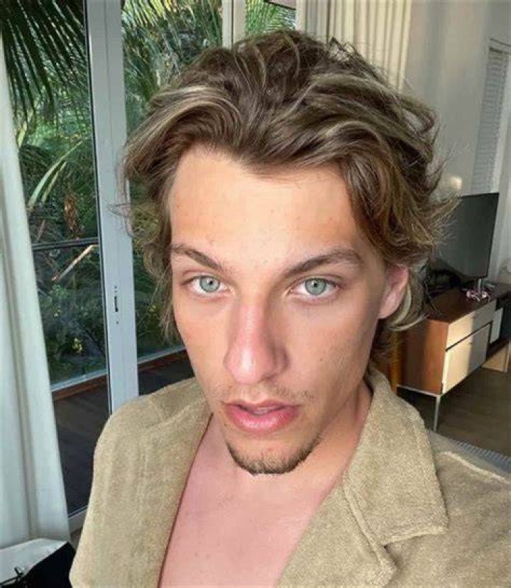Chayce Beckam Height, Weight, Net Worth, Age, Birthday, Wikipedia, Who, Instagram, Biography