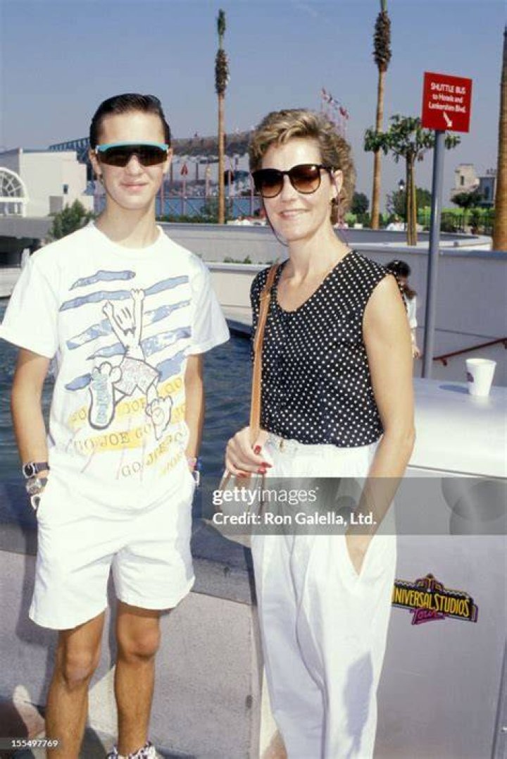Debra Debbie Nordean, What Happened To Wil Wheaton Mother?