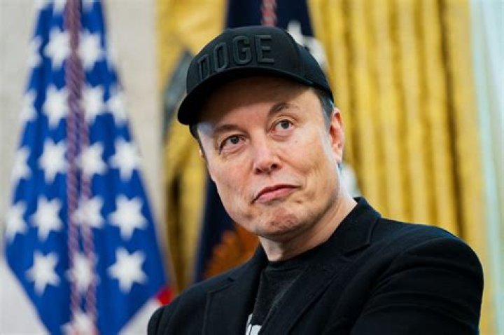 
Elon Musk Claims He Had ‘No Choice’ But to Make Mass Layoffs at Twitter 
