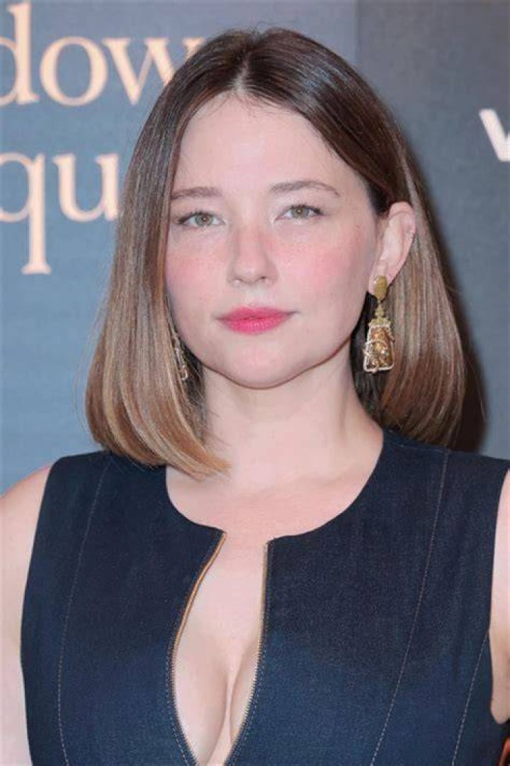 
Taunja Bennett Height, Weight, Net Worth, Age, Birthday, Wikipedia, Who, Nationality, Biography 